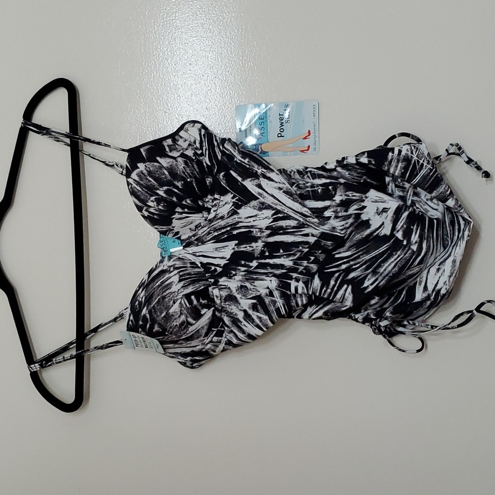 NWT Love your Assets by Spanx Tankini